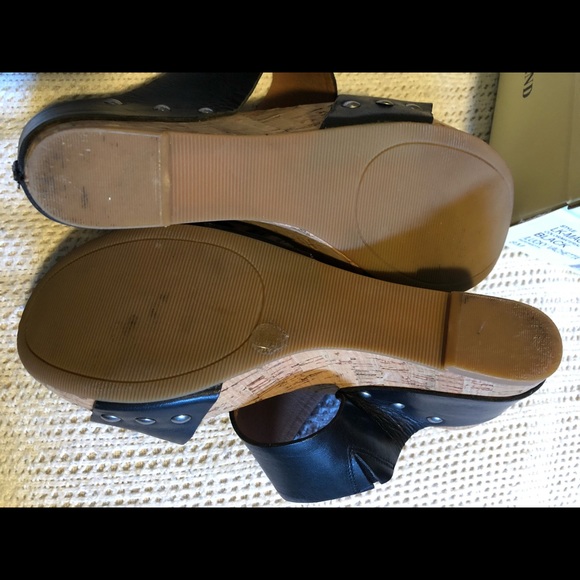 Black Wedges -Lucky Brand - Picture 4 of 5